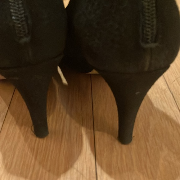 Free people black suede pointed toe heeled booties - Picture 5 of 7